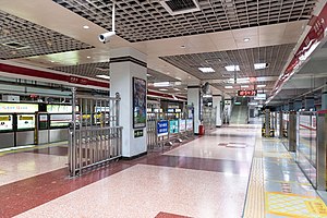 四惠东站中央站台