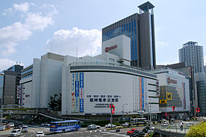 車站大樓與崇光神戶店