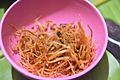 Guchi chae: 炸醃製某種洋蔥根