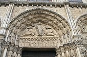 皇室大門的一部分；1145年–1155年； 石灰石； 沙特爾主教座堂（法國沙特爾）