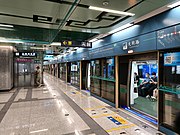 往北客站（北广场）站站台（2022年8月）