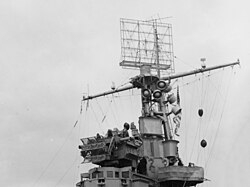 CXAM雷達是海軍第一代的艦用雷達。從遊騎兵號的艦島上，可看到CXAM雷達的龐大體積。