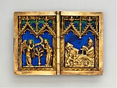 繪有宗教場景的德國雙聯畫； 1300–1325年； 鍍銀，帶有半透明和不透明的琺瑯；尺寸：6.1 x 8.6 x 0. 8公分； 大都會藝術博物館