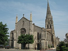 圣热尔韦-圣普罗泰教堂（法语：Église Saint-Gervais-Saint-Protais de Langon）