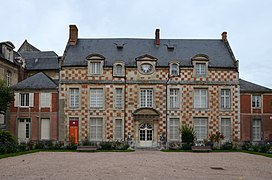 圣母修道院（法语：Abbaye Notre-Dame de Bernay）