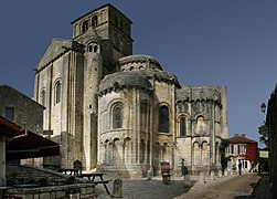 圣伯多禄教堂（法语：Église Saint-Pierre de Chauvigny）