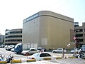 UHF攝影棚及行政大樓正面 拍攝於2010年6月7日