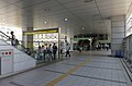 百合鷗新橋站入口（2015年5月27日）