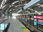 往機場西站站台（2022年8月）