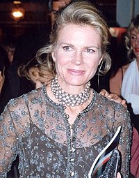 Candice Bergen at the 45th Primetime Emmy Awards in 1993