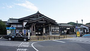 神社風格的車站北口（2021年4月25日）