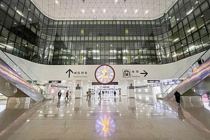 新郑机场城铁站入口