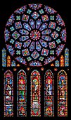 北耳堂窗戶； 約1230-1235年； 彩色玻璃； 直徑（玫瑰窗）：10.2米； 沙特爾大教堂