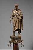 灯座上的哲学家铜像； 公元前1世纪晚期； 青铜； 全长27.3公分；重量：2.9公斤；纽约大都会艺术博物馆