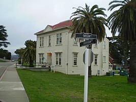 1996年至2009年時檔案館的總部，位於美國舊金山