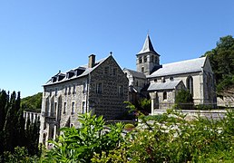 格拉维尔修道院