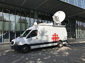 一輛用於遠程電視廣播的加拿大廣播公司衛星車