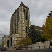 圣母大教堂（法语：Cathédrale Notre-Dame de Noyon）