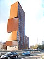 里茲廣播塔（英语：Broadcasting Tower, Leeds），整棟廣播塔以耐候鋼包覆，70米的鏽色大樓在里茲獨樹一格